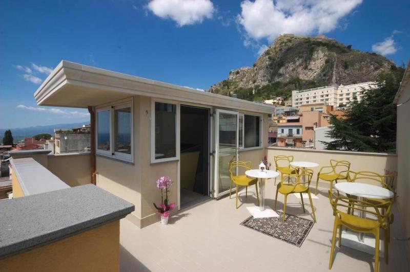 Casa Turrisi Bed & Breakfast Таормина Екстериор снимка